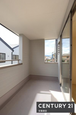 oRj[@y@oRj[@/@Balcony@z
}ȉJ̓łSȓCi[oRj[I