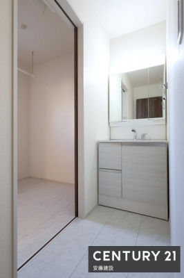 ʑEʏ@y@Ɨʉϑ@z
tbgő|₷ʉϑ䊮
Oʋ̂ߐgȂ݂̃`FbNob`I