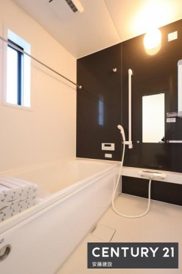 @y@@/@Bathroom@z
Ղ̂ɂZꂻȁA闁łB
zXN[ĂAJ̓ł\