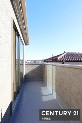 �o���R�j�[�@�y�@�o���R�j�[�@/�@Balcony�@�z
�Q������o���\�ȓ�����o���R�j�[�I
�z����ǍD�Ő��󕨂��������芣���܂�