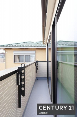 �o���R�j�[�@�y�@�o���R�j�[�@/�@Balcony�@�z
2��������o���\�ȓ�����o���R�j�[�I
�����Ղ�̓������𗁂тĐ��󕨂��������芣���܂�