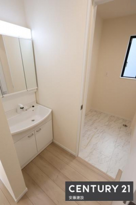 ���ʑ�E���ʏ��@�y�@�Ɨ����ʉ��ϑ�@�z
�g�x�x�̂��₷���Ɨ����ʉ��ϑ䊮��
����������[�\�ŕ����U�炩�炸�Y��ɕۂĂ܂��I