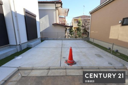 ���ԏ�@�y�@���ԏ�@/�@parking�@�z
����Q��\�Ȓ��ԃX�y�[�X
���v�w���ꂼ��̂��Ԃ����Ƃ̑O�ɒ�߂邱�Ƃ��ł��܂�
