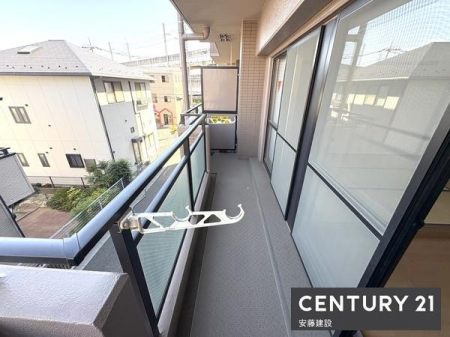 oRj[@y@oRj[@/@Balcony@z
rOAao\ȓ쓌oRj[
OʓH猩ɂvCoV[̍zXN[ijt