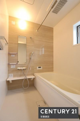 @y@@/@Bathroom@z
ANZgplŗDȋԂoVXeoX
g[@Ă芷C₷A~͉ߓxȉxh܂