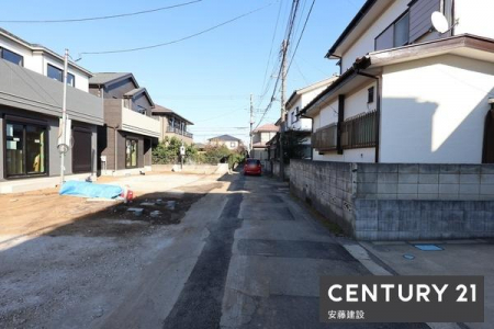 �O�ʓ��H�܂ތ��n�ʐ^�@�y�@�O�ʓ��H�@�z
�쑤��4������