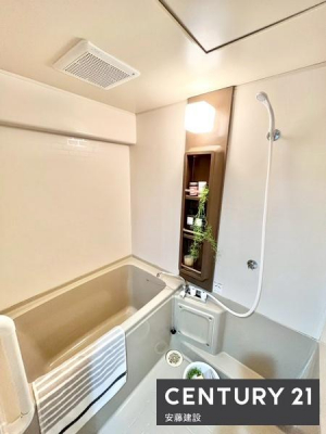 @y@@/@Bathroom@z
Ǝ̃oX^C߂Ȑ闁