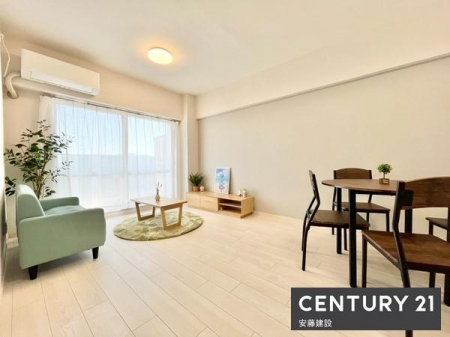 rO@y@rO@/@12.8@z
邭ȁAƂL̃rO
_CjOe[uƃ\t@[uĂƂ肪܂
Ƌ͉iɊ܂܂܂