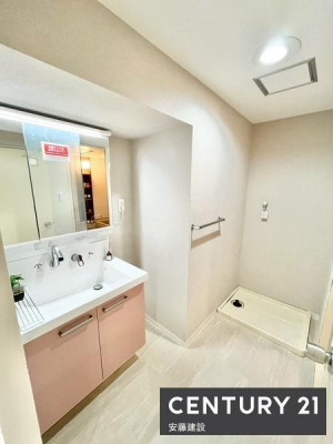 ʑEʏ@y@ʏ@/@Washroom@z
ʏ͖ZXgXt[ɐgxxłȋ
[͂̂OʋƗʑ䊮I