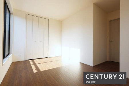 Q@y@Q@/@7.75@z
D݂̉ƋuĂ̋ԂƂ̐Q
oRj[ɖʂĂzEʗǍDI