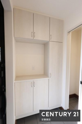 ���[�@�V���[�Y�{�b�N�X