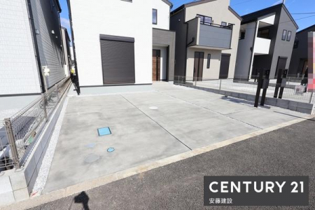 ���ԏ�@�y�@���ԏ�@/�@parking�@�z
����2��\�Ȓ��ԃX�y�[�X�i���Ԏ퐧���L�j
���v�w���ꂼ��̂��Ԃ����Ƃ̑O�ɒ�߂邱�Ƃ��ł��܂�