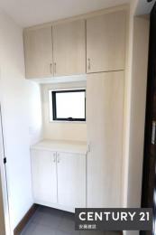 ���[�@�V���[�Y�{�b�N�X