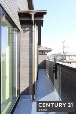 �o���R�j�[�@�y�@�o���R�j�[�@/�@Balcony�@�z
2��������o���\�ȓ쓌�����o���R�j�[�I
�����Ղ�̓������𗁂тĐ��󕨂��������芣���܂�