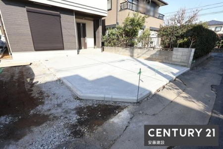 ���ԏ�@�y�@���ԏ�@/�@parking�@�z
����1��\�ȃX�y�[�X