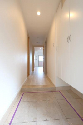 ց@y@ց@/@entrance@z
Zސl𖈓}A͋Č