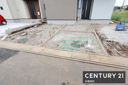 ԏ@y@ԏ@/@parking@z
Q\ȒԃXy[X
vwꂼ̂ԂƂ̑Oɒ߂邱Ƃł܂
