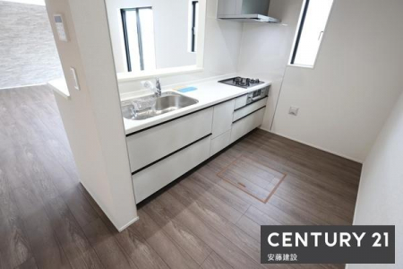 Lb`@y@Lb`@/@Kitchen@z
rOnI[vLb`ŁA̎󂯓nX[YI