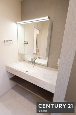 ʑEʏ@y@Ɨʉϑ@z
|₷tbgȐʉϑ䊮
Oʋ̂ߐgȂ݂̃`FbNob`I