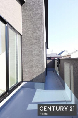 �o���R�j�[�@�y�@�o���R�j�[�@/�@Balcony�@�z
2��������o���\�ȓ쓌�����o���R�j�[�I
�����Ղ�̓������𗁂тĐ��󕨂��������芣���܂�