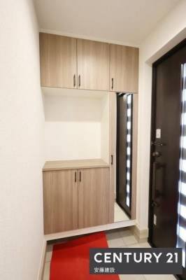 ���[�@�V���[�Y�{�b�N�X