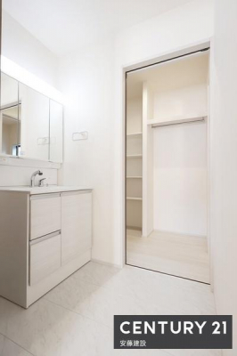 ���ʑ�E���ʏ��@�y�@�Ɨ����ʉ��ϑ�@�z
�Ƒ��̓����֌W�Ȃ��펞�g���ĕ֗��ȓƗ����ʑ�
�ׂ̓t�@�~���[�N���[�N�ɂȂ��Ă��ď㒅�̏o�����ꂪ�֗��I