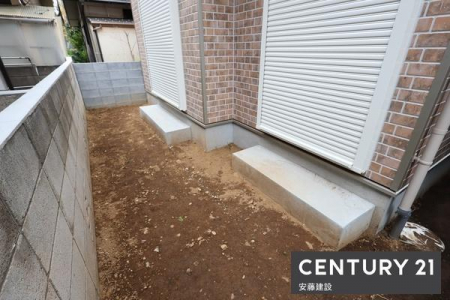 @y@@/@Garden@z
u₨ƂĂpłXy[X