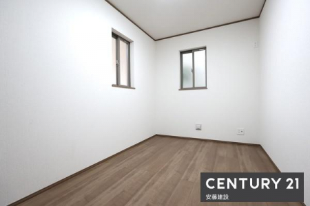 ���r���O�ȊO�̋����@�y�@1�K�T�[�r�X���[���@/�@5.5���@�z
�����Ƃ��Ă����p�\�ȃN���[�[�b�g�����̃T�[�r�X���[��