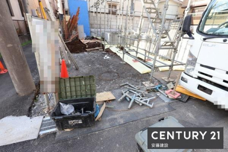 ԏ@y@ԏ@/@parking@z
Q\ȒԃXy[X
vwꂼ̂ԂƂ̑Oɒ߂邱Ƃł܂
