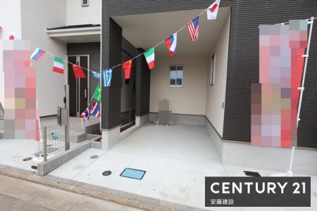 ���ԏ�@�y�@���ԏ�@/�@parking�@�z
���ԂP��\�ȃX�y�[�X
���Ԃ��J���������r���g�C���K���[�W