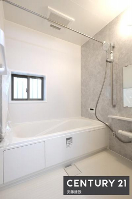 �����@�y�@�����@/�@Bathroom�@�z
�����Ղ�̂����ɂ������Z���ꂻ���Ȃ�Ƃ�̗���
�����g�[�����@��������Ă��芷�C���₷���A�~��͉ߓx�ȉ��x����h���܂�