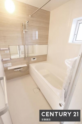 �����@�y�@�����@/�@Bathroom�@�z
�������Ǝ����̃o�X�^�C�����߂��������Ȑ��������闁��
�����g�[�����@��������Ă��芷�C���₷���A�~��͉ߓx�ȉ��x����h���܂�