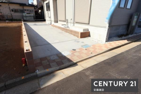 ���ԏ�@�y�@���ԏ�@/�@parking�@�z
����2��\�ȃX�y�[�X