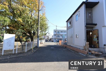 �O�ʓ��H�܂ތ��n�ʐ^�@�y�@�O�ʓ��H�@�z
�k����6������