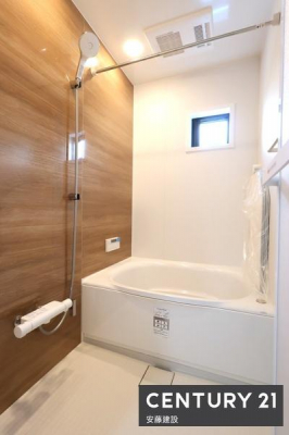 @y@@/@Bathroom@z
zê悤ȏ㎿ȃfUC̃VXeoX
g[@Ă芷C₷A~͉ߓxȉxh܂