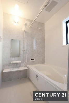 @y@@/@Bathroom@z
ANZgplŗDȋԂoVXeoX
g[@Ă芷C₷A~͉ߓxȉxh܂