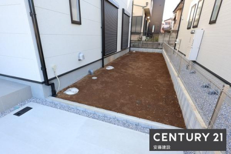 @y@@/@Garden@z
u₨ƂĂpłXy[X