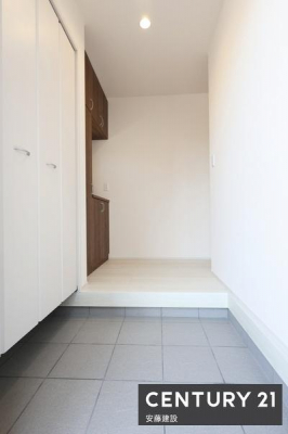 ց@y@ց@/@entrance@z
Zސl𖈓}Â錺
΂₷xr[J[GꂽĴ܂܎[\Ȍ֎[I