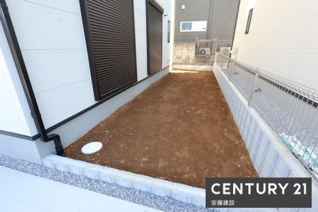 @y@@/@Garden@z
u₨ƂĂpłXy[X