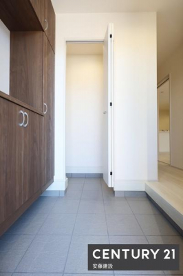 ց@y@ց@/@entrance@z
邭Ƃ̂錺
V[Y{bNXŌւCňSzȂłˁI