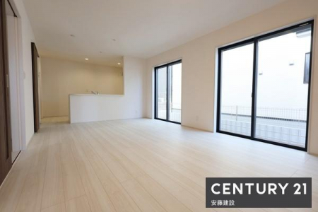 rO@y@rO@/@18@z
邭ȁAƂL̃rO
_CjOe[uƃ\t@[uĂƂ肪܂