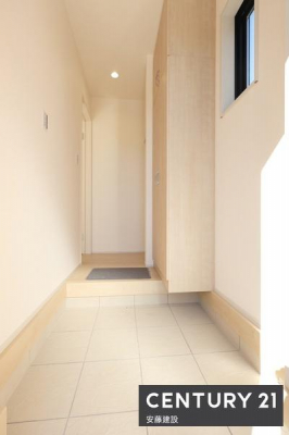 ���ց@�y�@���ց@/�@entrance�@�z
������Ƃ������邢���ւ́A�A��E���q��S�n�悭�}���Ă���܂�
�Ԍ����L���o����̂��₷���݌v