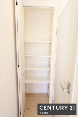 ���[�@�y�@���I�@�z
���ւɂ͉��I���[����