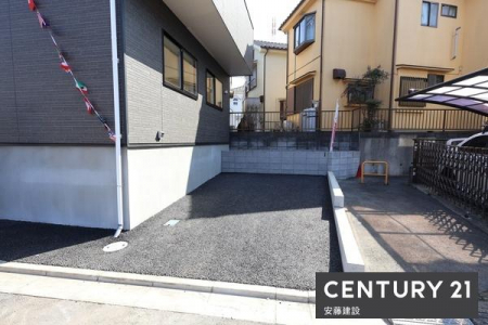 ���ԏ�@�y�@���ԏ�@/�@parking�@�z
����1��\�ȃX�y�[�X