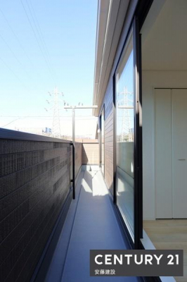 �o���R�j�[�@�y�@�o���R�j�[�@/�@Balcony�@�z
�z����ǍD�ȓ쐼�����o���R�j�[�I
�����Ղ�̓������𗁂тĐ��󕨂��������芣���܂�