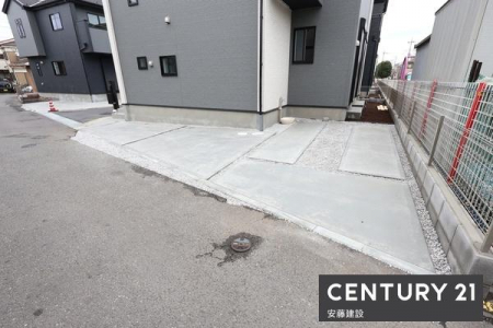 ���ԏ�@�y�@���ԏ�@/�@parking�@�z
����2��\�ȃX�y�[�X