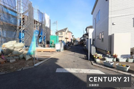 �O�ʓ��H�܂ތ��n�ʐ^�@�y�@�O�ʓ��H�@�z
�쑤��4���E������4���s��