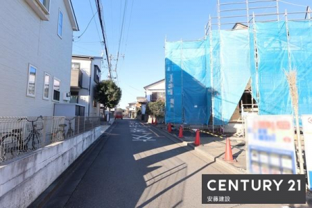 �O�ʓ��H�܂ތ��n�ʐ^�@�y�@�O�ʓ��H�@�z
�����E�쑤�E������4������
