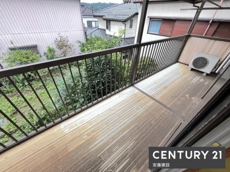 oRj[@y@oRj[@/@Balcony@z
2o\ȓ쓌oRj[I
Ղ̓𗁂тĐ󕨂芣܂