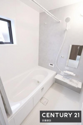 �����@�y�@�����@/�@Bathroom�@�z
�������Ǝ����̃o�X�^�C�����߂��������Ȑ��������闁��
�����g�[�����@��������Ă��芷�C���₷���A�~��͉ߓx�ȉ��x����h���܂�